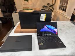 ASUS ProArt PX13 2 en 1 OLED Touch Ryzen AI 9 HX 370 32 GB de RAM RTX 4050 SSD de 1 TB