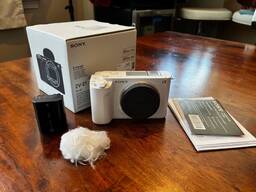 Cámara sin espejo Sony ZV-E1 (Blanca)