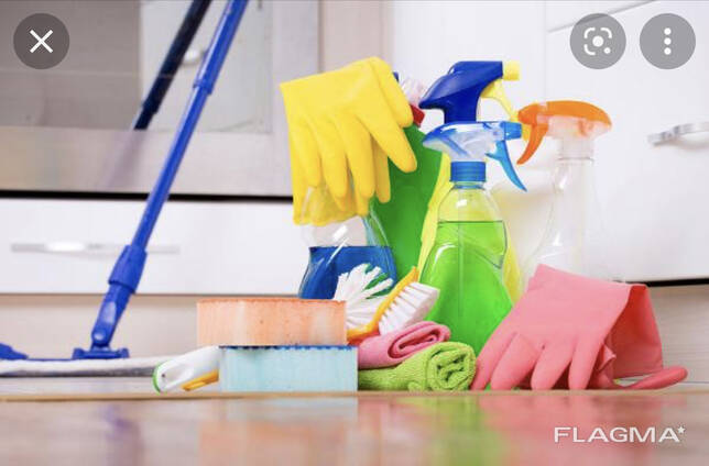 Работник по уборке домов