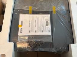Proyector láser 3LCD Epson EB-PU2010B WUXGA de 10.000 lúmenes (negro)