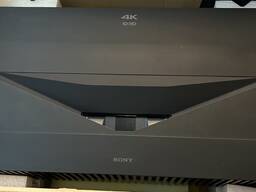 Videoproyector Sony VPL-VZ1000