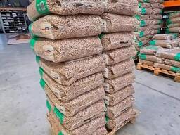 Pine Wood Pellets, Peanut Shells Pellets, Sunflower Husk Pellets